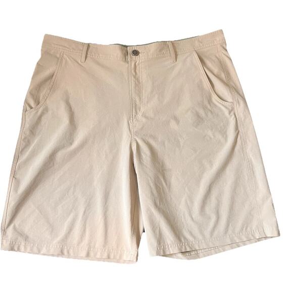 Free Fly Men's Shorts Size 38 Beige Tan Stretch‎ Performance Hybrid Casual Golf - Picture 1 of 7